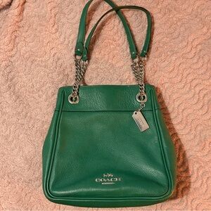 Coach Leather Shoulder Bag in Kelly Green
